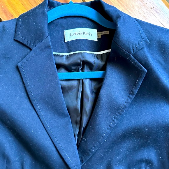 Calvin Klein navy blazer - Picture 2 of 7